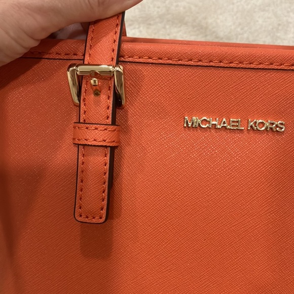 Michael Kors Jet Set Travel 35T9GTVT0L XS Convertible Top Zip Tote Tangerine - Picture 8 of 16
